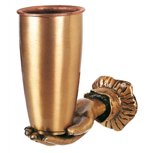 Vaso portafiori con una mano - Caritas - Bronzo (cera persa)