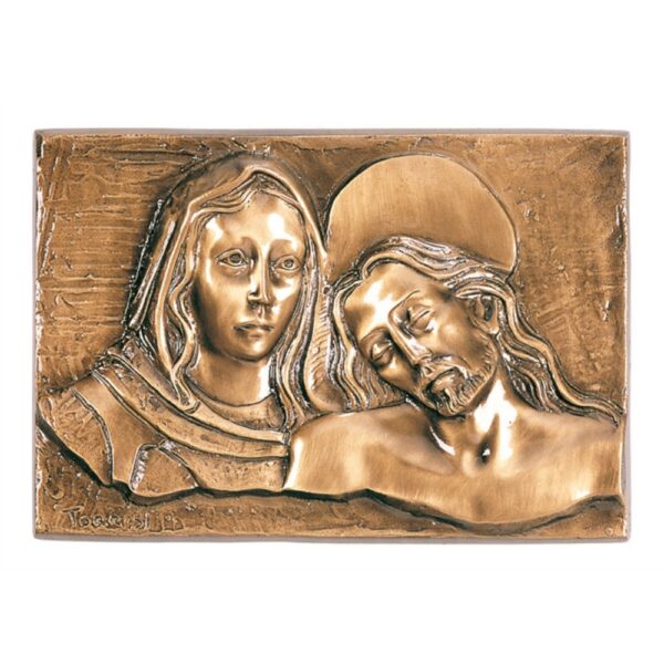Targa con bassorilievo in bronzo per lapide - Rappresentazione della Pietà (cm 26x60)