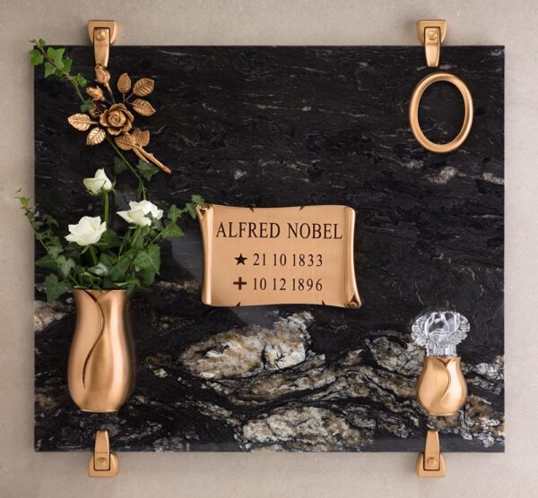 Lampada votiva per lapidi - Linea Apulo - Bronzo lucido - Con cristallo a cuore - immagine 2