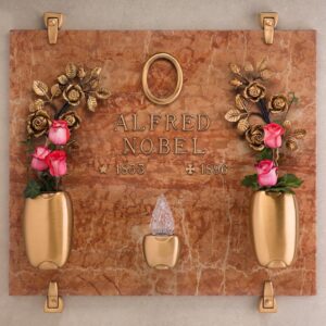 Vaso portafiori per lapide – Linea Olpe – Bronzo